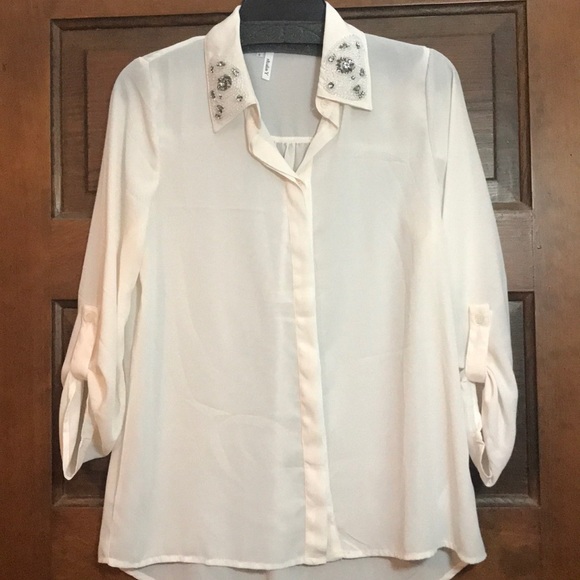 FINAL! Must go by 8/15 Cream button down blouse - Picture 1 of 3